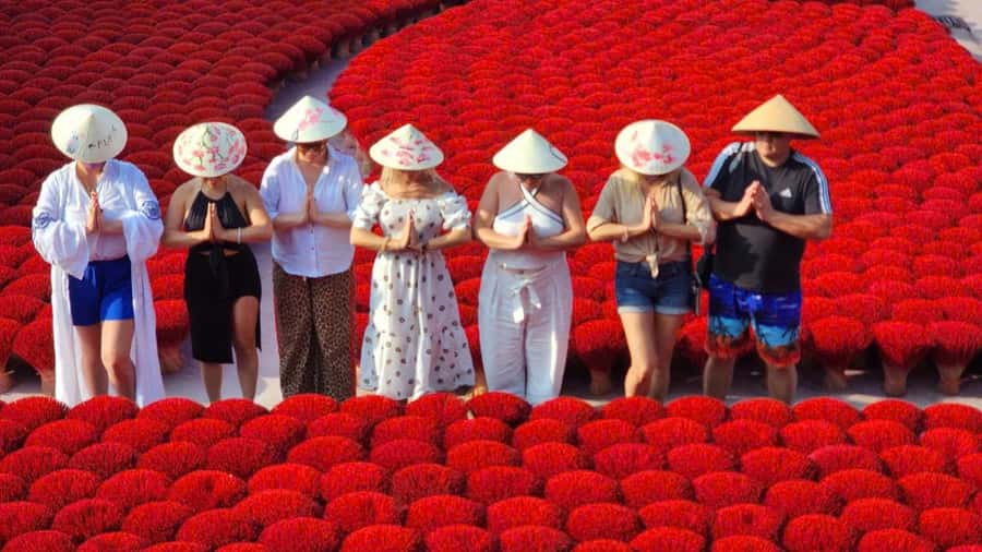 Hanoi: Incense Village, Hat, Lacquer, City Tour+Water Puppet - Key points before you book