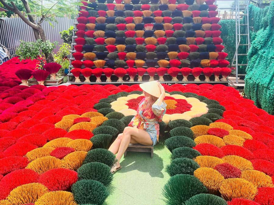 Hanoi: Incense Village, Hat, Lacquer, City Tour+Water Puppet - Quang Phu Cau and the art of making incense
