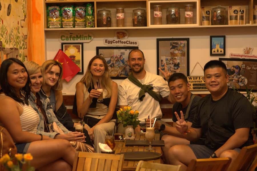 Hanoi: Street Food Walking Tour & Water Puppet Show - What the guide adds to the food