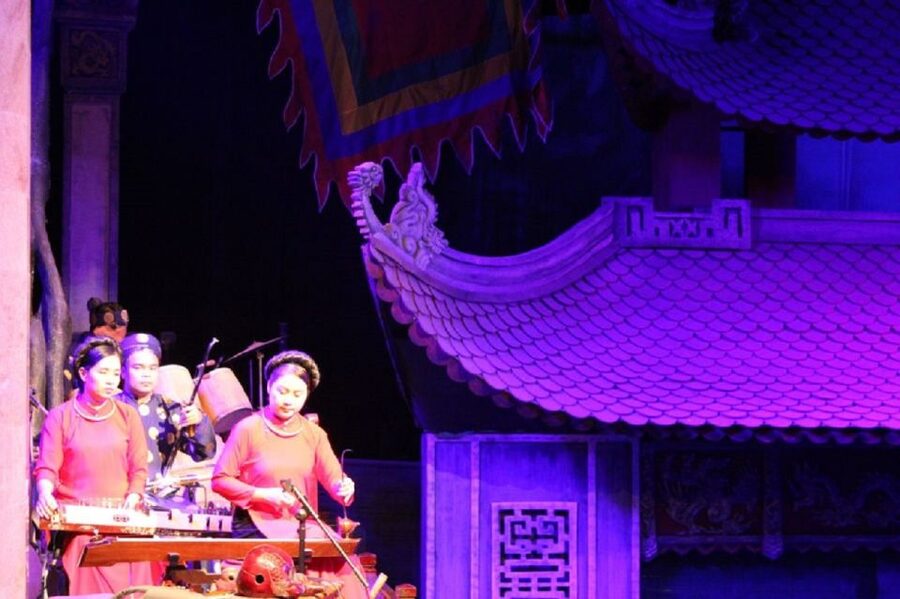 Hanoi: Water Puppet Show Ticket with Hotel Delivery Add-On - Finding the best seat for the puppets