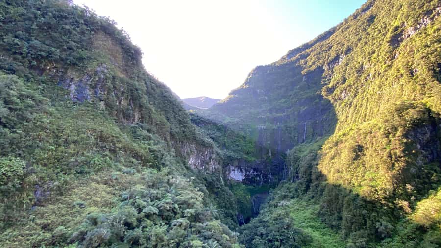 Helicopter flight over Reunion's volcanoes and cirques from St Pierre - Trou de Fer and Bélouve Forest