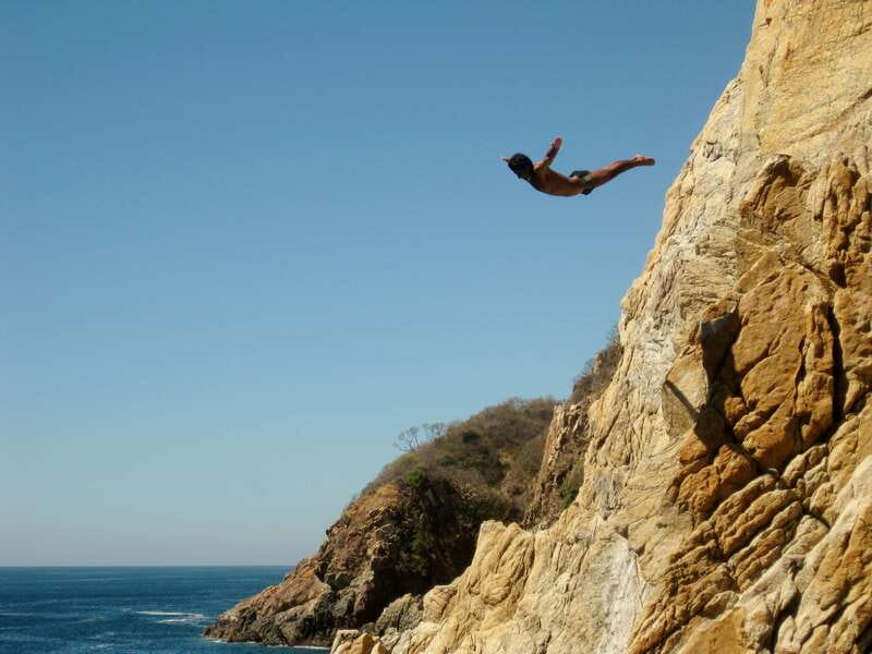 <em>High Cliff Diver Show & Round Trip Transportation – Key points at a glance’ /></p>
<ul>
<li><strong>A 136-foot plunge:</strong> At least one performer jumps from the top of the cliff, about 41 meters high.</li>
<li><strong>Several viewing heights:</strong> You’ll see at least five cliff jumpers using different elevations.</li>
<li><strong>A guided ride through old Acapulco:</strong> The drive along the main avenue adds context before the show.</li>
<li><strong>Hotel and cruise pickup:</strong> Round-trip transport is offered from hotels, condominiums, Airbnb properties, and cruise terminals.</li>
<li><strong>English or Spanish commentary:</strong> You can follow the guide’s explanation in either language.</li>
<li><strong>A short two-hour outing:</strong> The tour fits neatly into a port visit or a half-day Acapulco plan.</li>
</ul>
<h2>Why Acapulco’s cliff jumpers still matter</h2>
<p><img width="800" height="600" decoding="async" src=