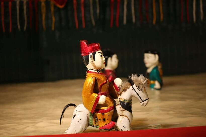 Ho Chi Minh: Authentic Vietnamese Dinner & Water Puppet Show - Why water puppetry makes a good Ho Chi Minh City evening