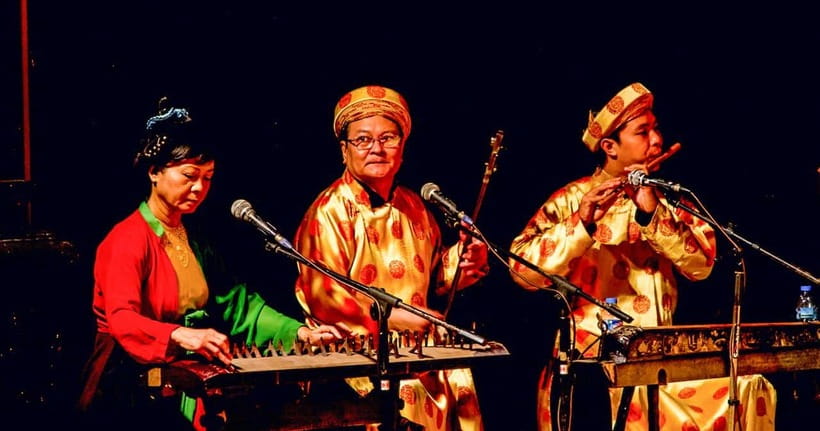Ho Chi Minh: Authentic Vietnamese Dinner & Water Puppet Show - Inside Golden Dragon Water Puppet Theater