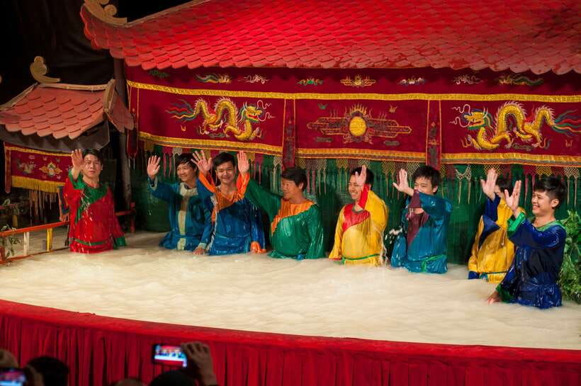 Ho Chi Minh: Authentic Vietnamese Dinner & Water Puppet Show - Should you book this dinner and puppet show?