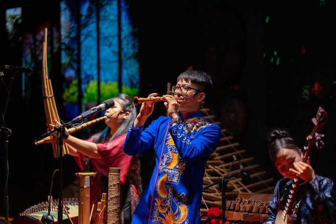 Ho Chi Minh: Chào Show with Dinner & Hotel Pickup - The second show section at 8:30