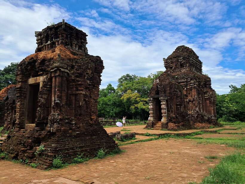 Hoi An/Da Nang: My Son Sanctuary Sunrise & Morning with Boat - Walking through the Cham temple-towers