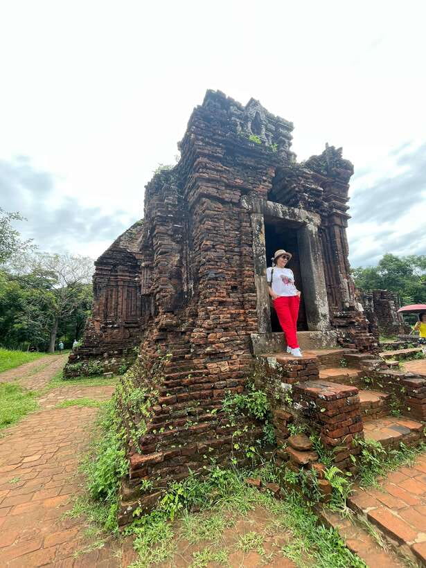 Hoi An: My Son Ruins; Bus-Boat-Cultural Show-Lunch-Guide - What the $15 price really includes