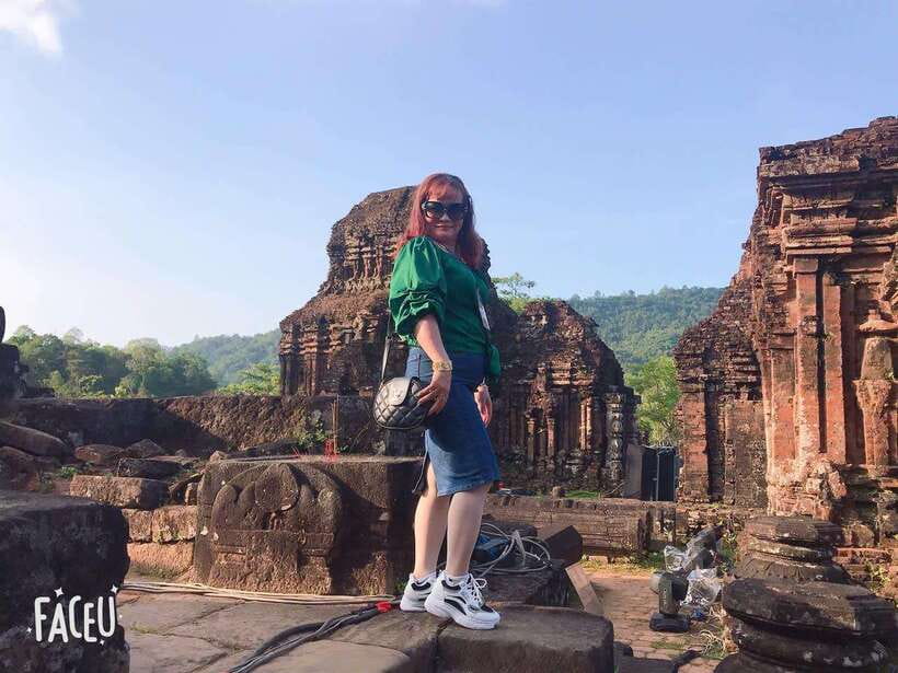 Hoi An: My Son Ruins; Bus-Boat-Cultural Show-Lunch-Guide - The early start from Hoi An