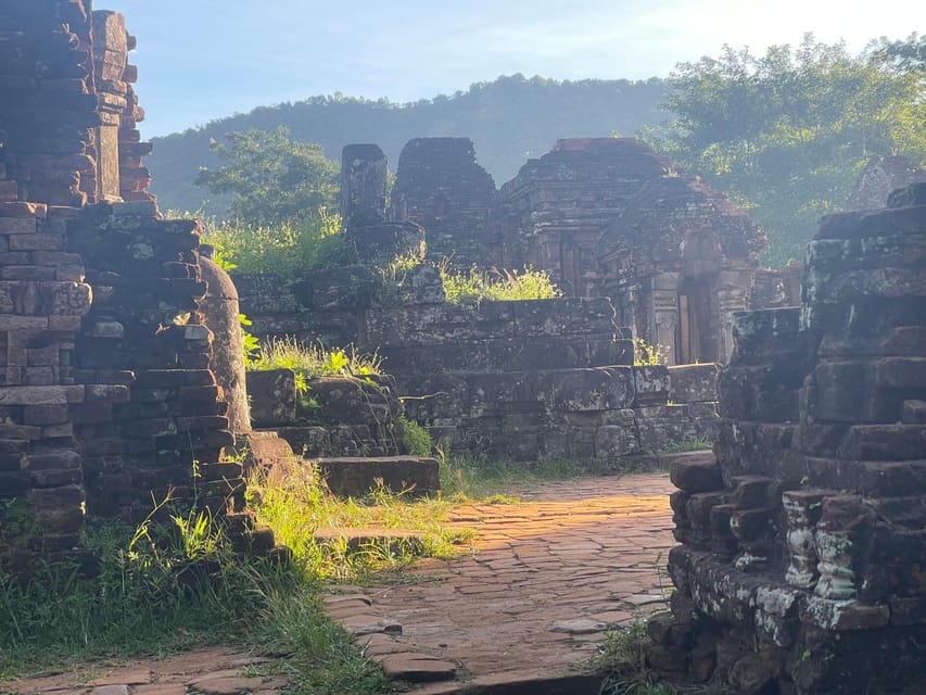 Hoi An: My Son Ruins: Guide-Bus-Boat-Cultural Show-Lunch - Returning by boat on the Thu Bon River