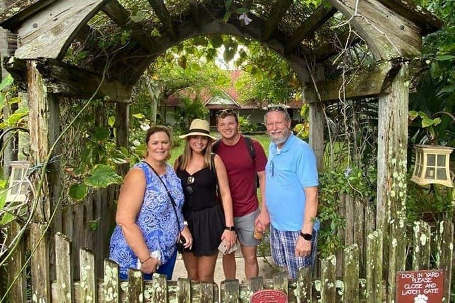 Honolulu - Exclusive Hawaii Five-0 TV Show Tour with Snacks - Is $229 a fair price?