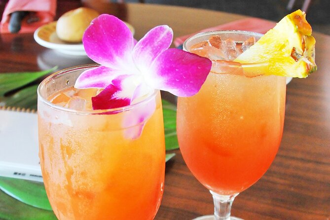 Honolulu: Pacific Star Sunset Dinner Cruise and Show - Friday fireworks and the longer sailing