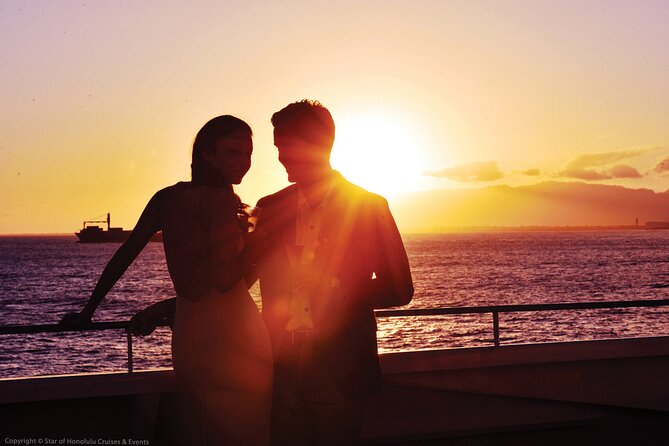 Honolulu: Pacific Star Sunset Dinner Cruise and Show - Is $139 a fair price?