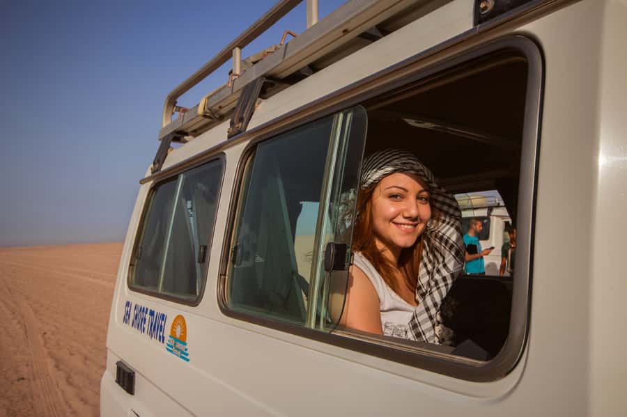 Hurghada: 6-Hour Jeep Desert Safari, Dinner, and Show - The Bedouin village and its short camel ride