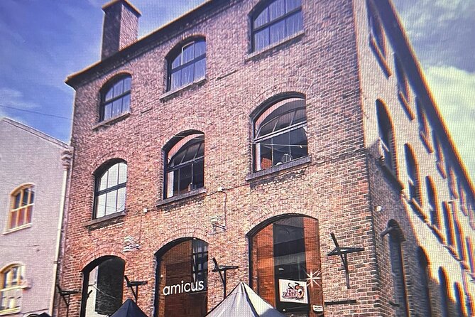 Hysterical Histories Cork Dinner Theatre Show - What the performance feels like