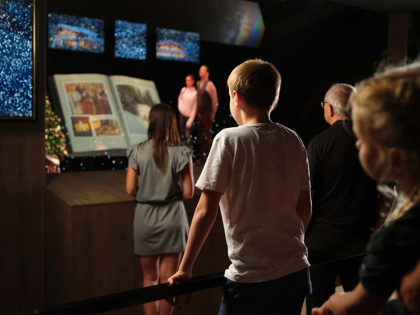 Innsbruck: EXPERIENCE TIROL - Immersive Show Ticket - Timing, language, and what to bring