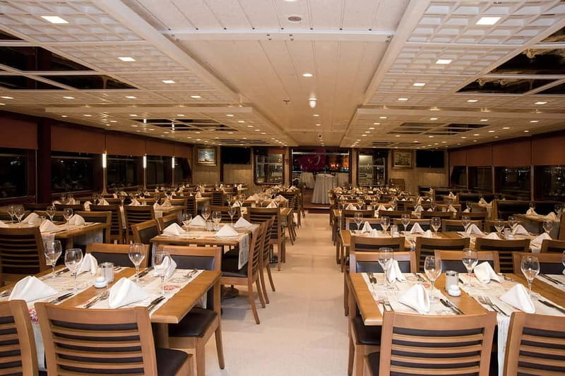 Istanbul: Bosphorus Dinner Cruise & Turkish Night Show - Is $28 good value?