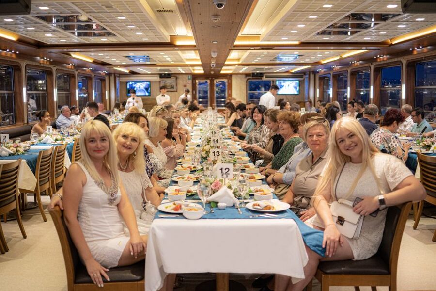 Istanbul: Bosphorus Dinner Cruise & Turkish Night Show - Who will enjoy this cruise most?