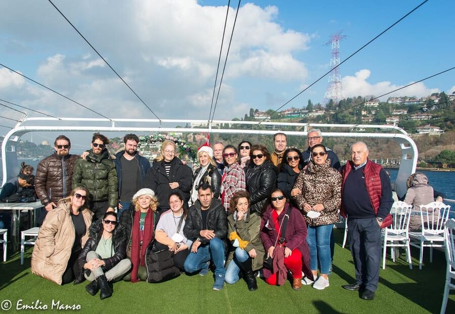 Istanbul: Bosphorus Dinner Cruise with Private Table & Show - Drinks and what your booking includes