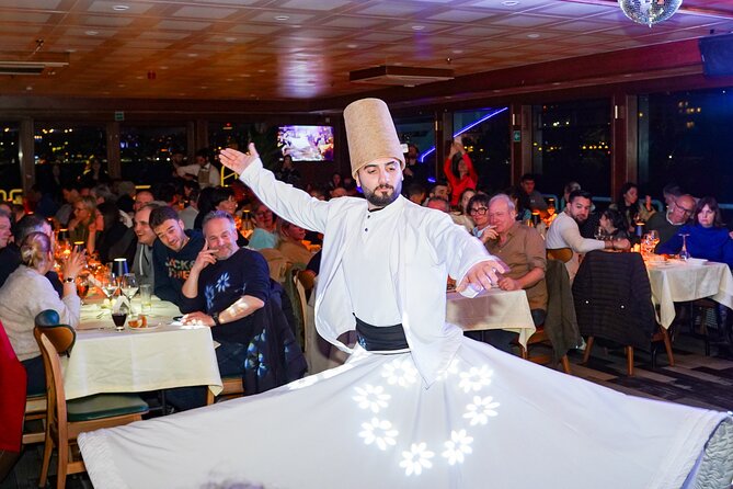 Istanbul: Bosphorus Dinner Cruise with Turkish Night Show - Choosing the Right Seat