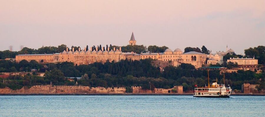 Istanbul City Sightseeing Tour & Turkish Dinner & Show - Who should book this long Istanbul day?