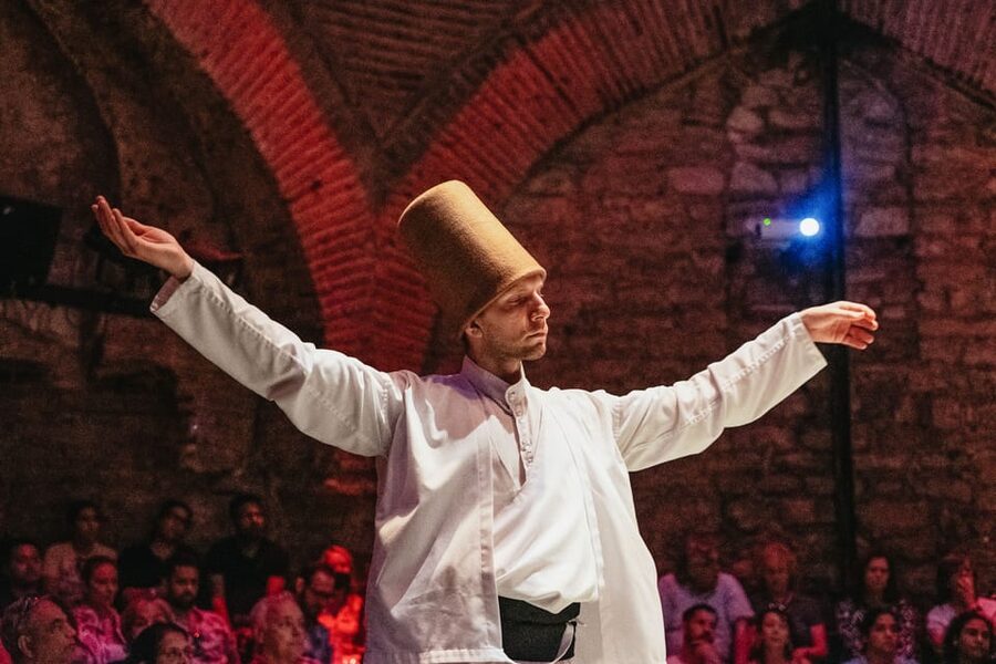 Istanbul: Hodjapasha Whirling Dervishes Show & Exhibition - Practical advice for a respectful visit