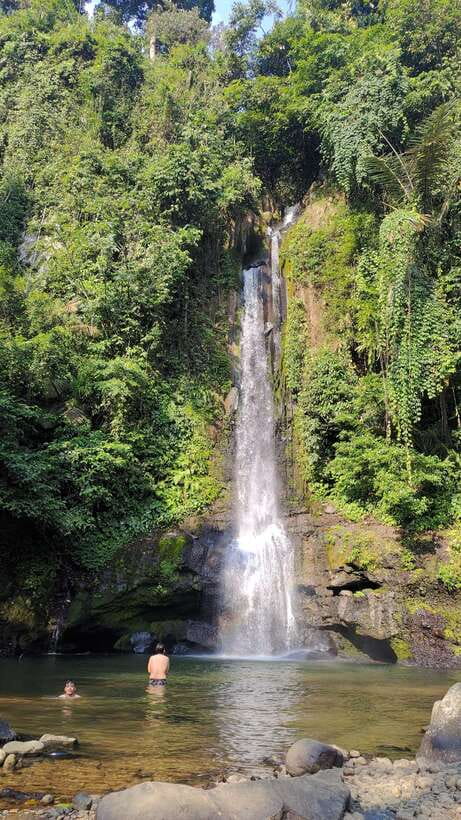 Jakarta to Bogor: Luhur Waterfall and Lake Lido Day Trip - The boat crossing at Lake Lido