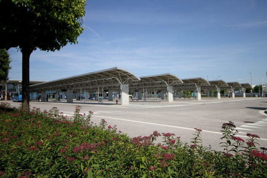Jesolo Lido: Express Bus to Noventa di Piave Designer Outlet - Key points to know before you go