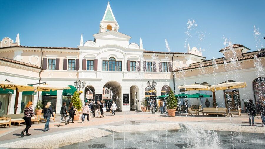 Jesolo Lido: Express Bus to Noventa di Piave Designer Outlet - Starting at the ATVO terminal in Jesolo