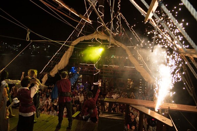 Jolly Roger Pirate Show and Dinner in Cancun - Who will enjoy this pirate night most