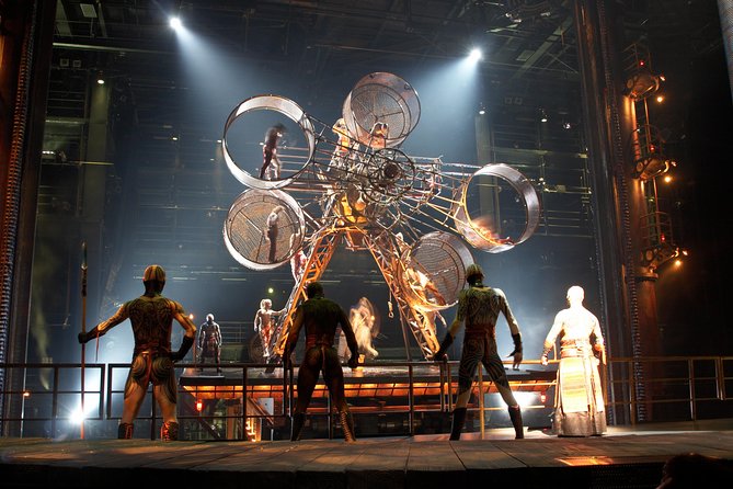 KÀ™ by Cirque du Soleil® at the MGM Grand Hotel and Casino - What happens during the 90-minute performance