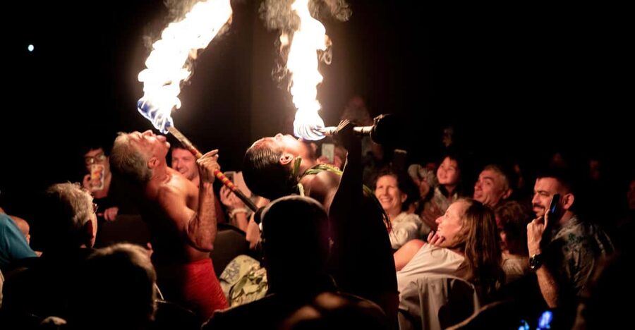 Kauai: Ahi Uila Fire Show with Dinner Option - Key points to know