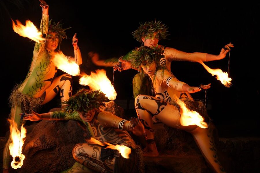 Kauai: VIP Manor House Dinner & Luau Kalamaku Show - Dinner at Gaylord’s, With Choices at Every Course