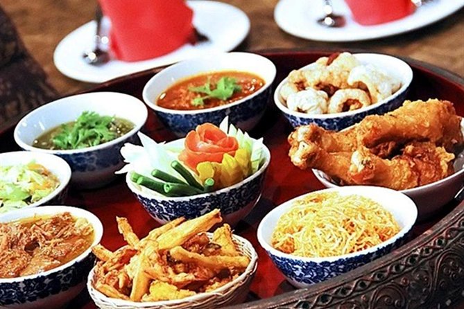 Khantoke Dinner Experience & Cultural Dance Show with Transfers - Why Khantoke dinner belongs on a Chiang Mai evening plan