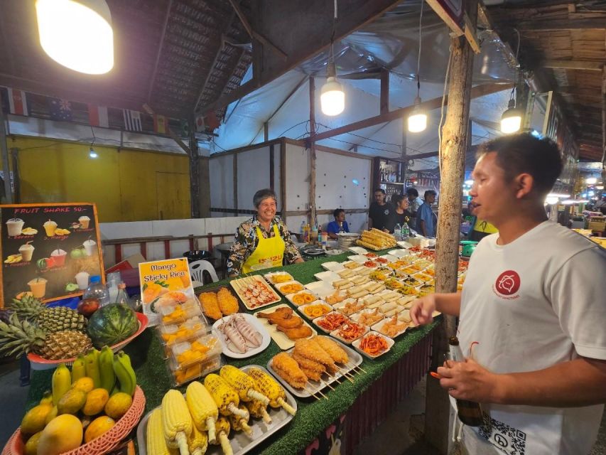 Khaolak:Finger Food Guided Tour with Cabaret Show - Green curry noodles and braised pork leg
