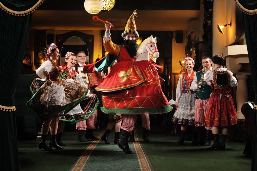 Krakow: Folk Show & 3-Course Dinner at Jama Michalika Café - Practical details that matter