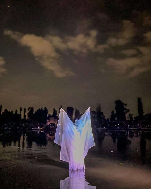 La Llorona, Live Show in the Canals of Xochimilco. - Why the language and seating matter