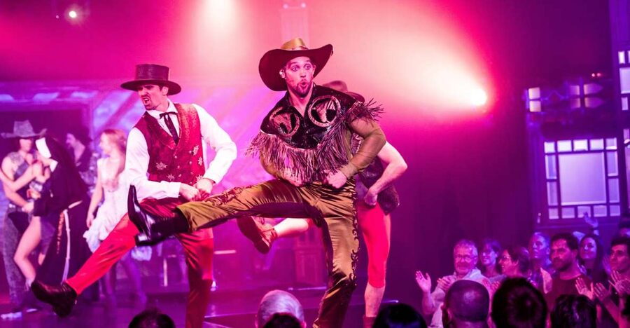 Las Vegas: Atomic Saloon Show at The Venetian - Entering Boozy Skunkton’s saloon