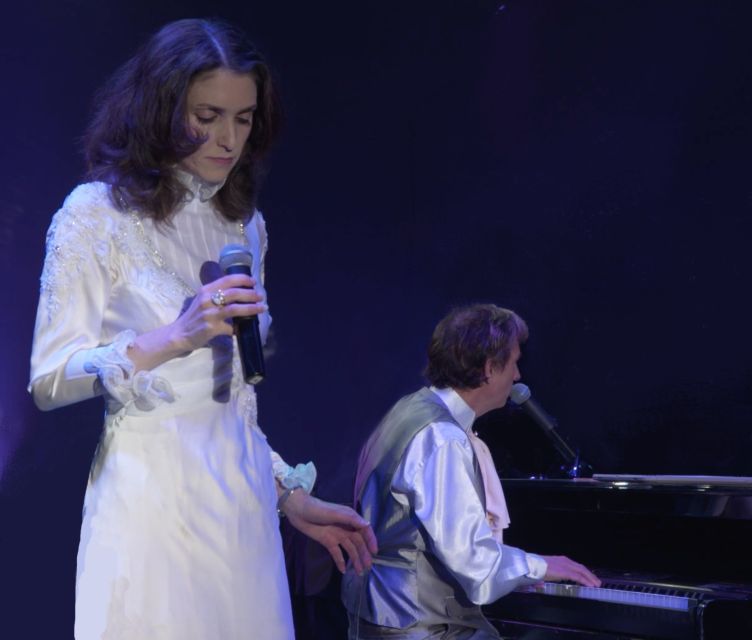 Las Vegas: Carpenters Legacy Show at Planet Hollywood Resort - Ned Mills and the Richard Carpenter role