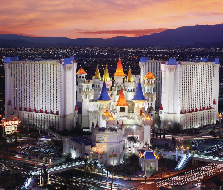 Las Vegas: Mac King Comedy Magic Show at Excalibur - The Goldfish Trick Gives the Show Its Oddball Spark