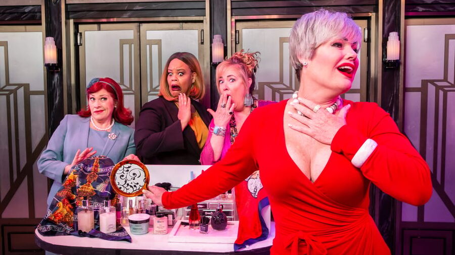 Las Vegas: Menopause the Musical at Harrah's Hotel & Casino - The comedy and the performances