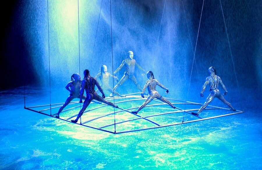 Las Vegas: “O” by Cirque du Soleil at Bellagio - Water Takes the Stage at Bellagio