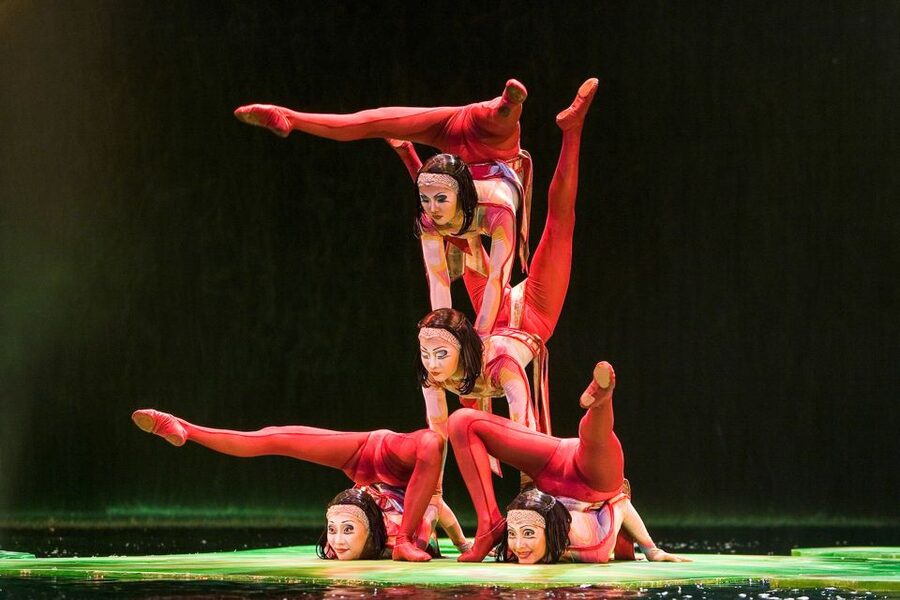 Las Vegas: “O” by Cirque du Soleil at Bellagio - The Value of a Ticket