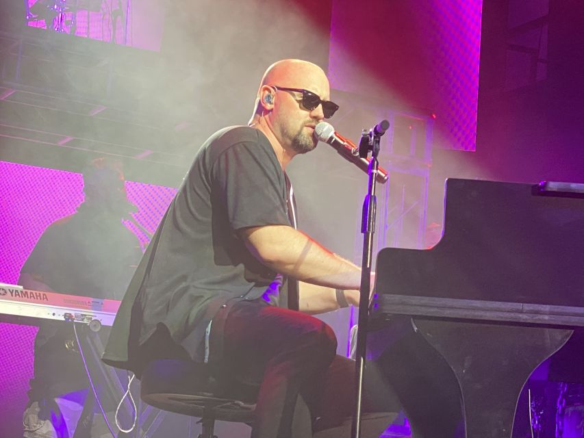 Las Vegas: Piano Man by Kyle Martin Live Show Tickets - Who should book this show?