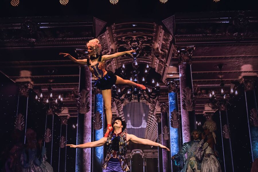 Las Vegas: ROUGE Live Show at the STRAT Ticket - Contortionists and acrobats test the limits