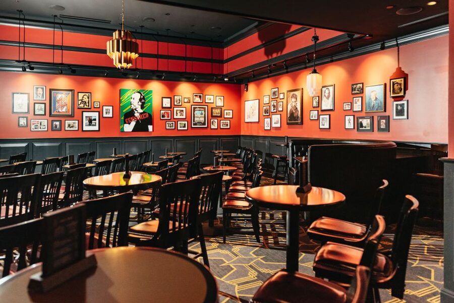 Las Vegas Strip: Brad Garrett’s Comedy Club at MGM Grand - Key points to know before you book