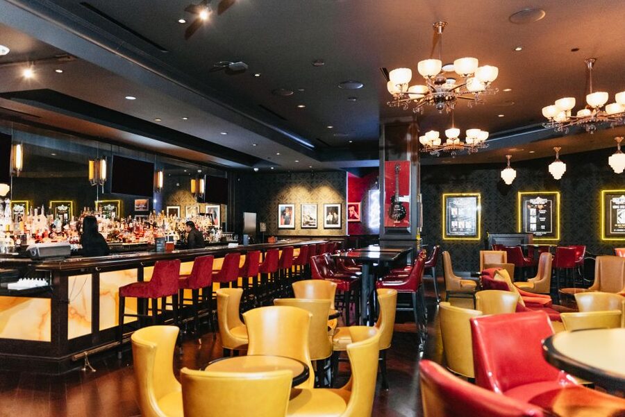 Las Vegas Strip: Brad Garrett’s Comedy Club at MGM Grand - Practical rules for a smoother visit