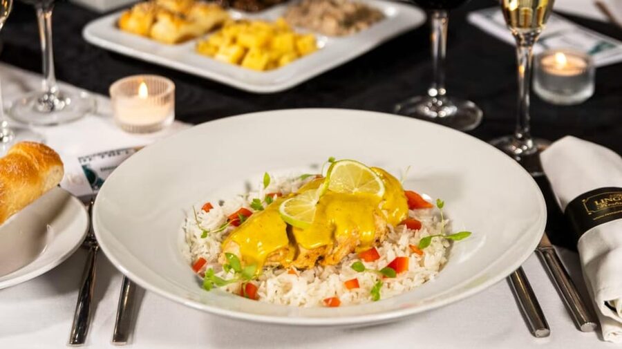 Lisbon: Erotic Cabaret Show and Dinner - Dessert and the final toast