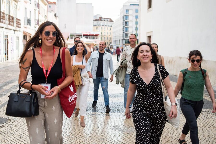 Lisbon: Fado & Food Tour with Live Show & Traditional Dinner - Practical details that affect your decision