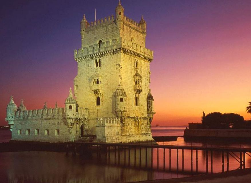 Lisbon: Fado Night Tour Dinner & Show - Key points to know before booking